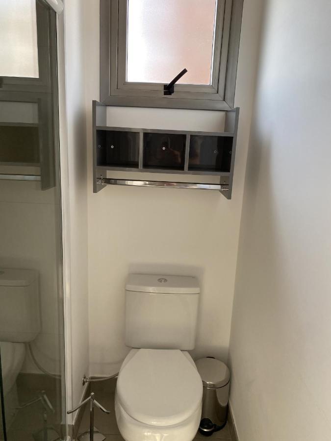 Akile Vergueiro Apartment