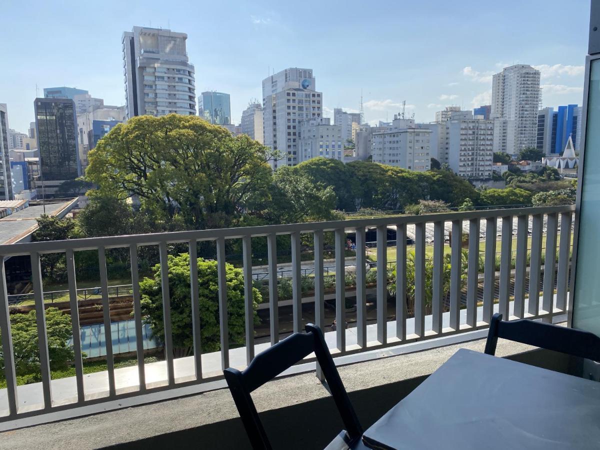 Akile Vergueiro Apartment *