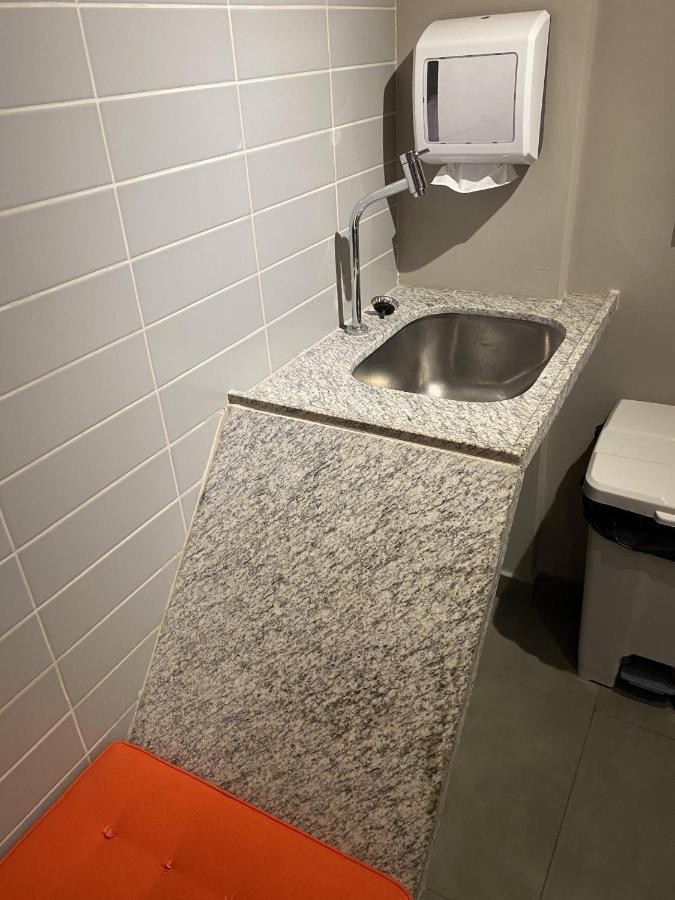 Akile Vergueiro Apartment *